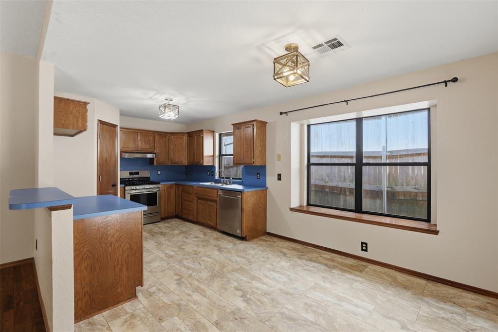 10809 Ashton Terrace Property Photo 14