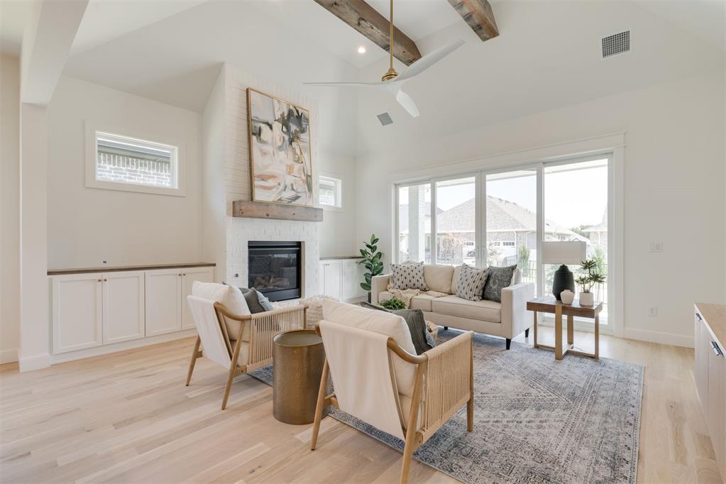 1708 Paseo Place Property Photo 16