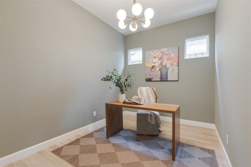 1708 Paseo Place Property Photo 22