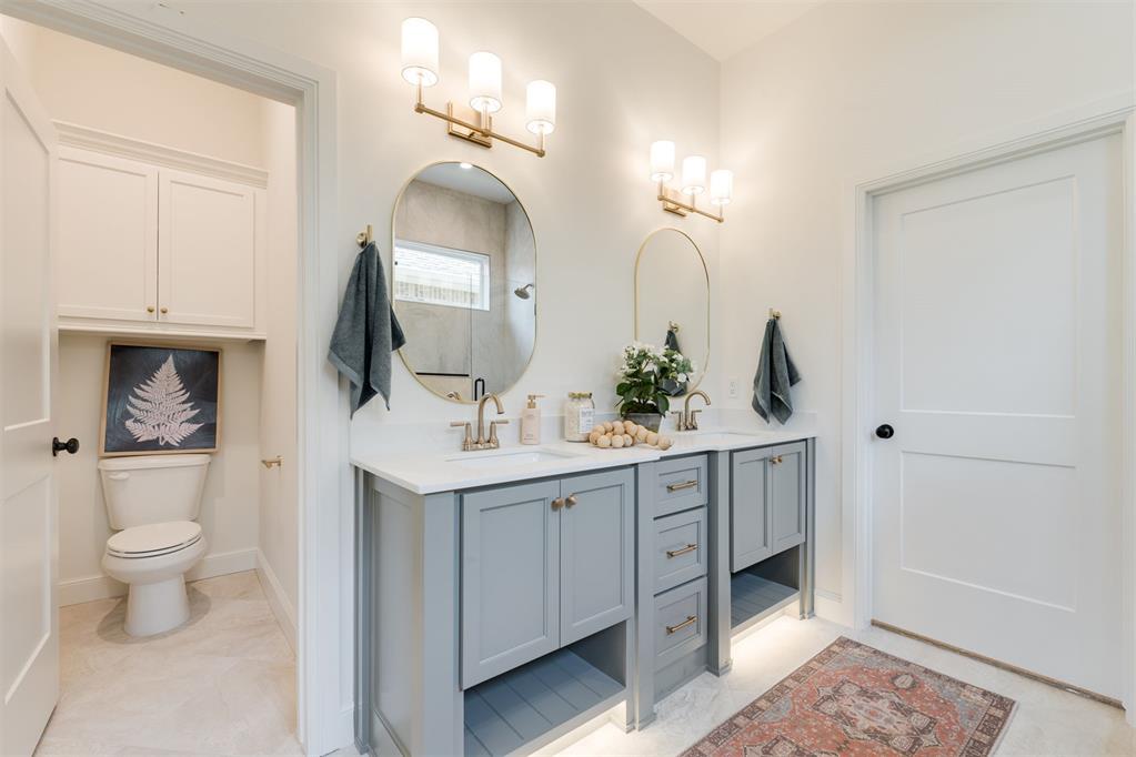 1708 Paseo Place Property Photo 25