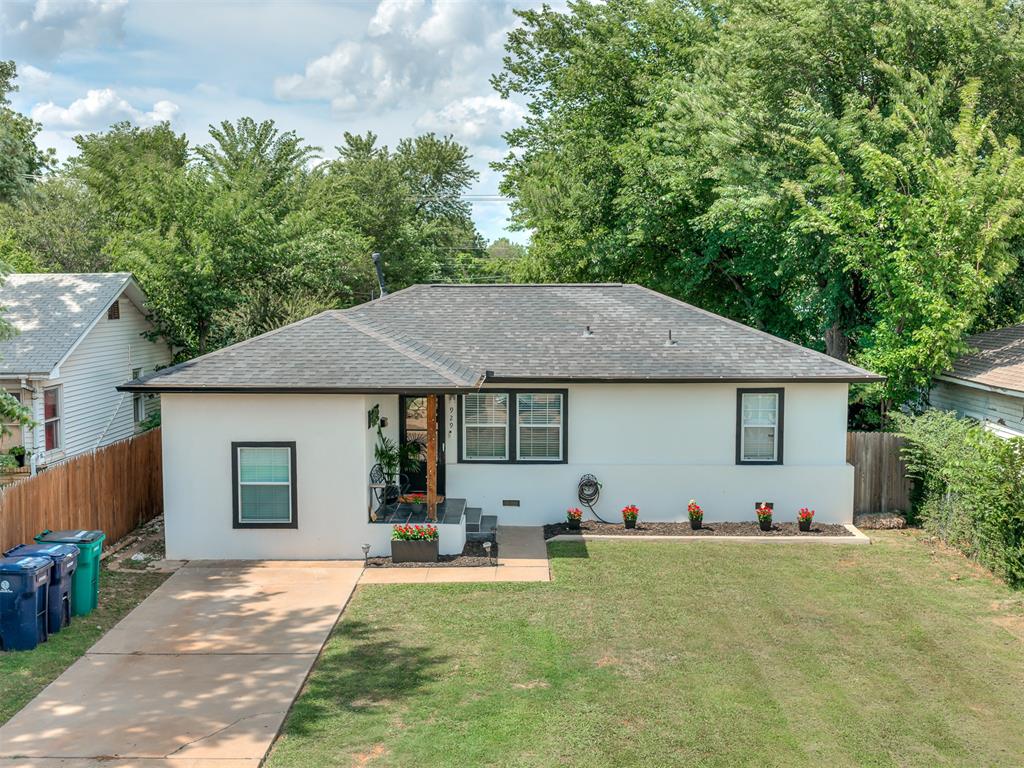 929 Sw 52nd Street Property Photo 4