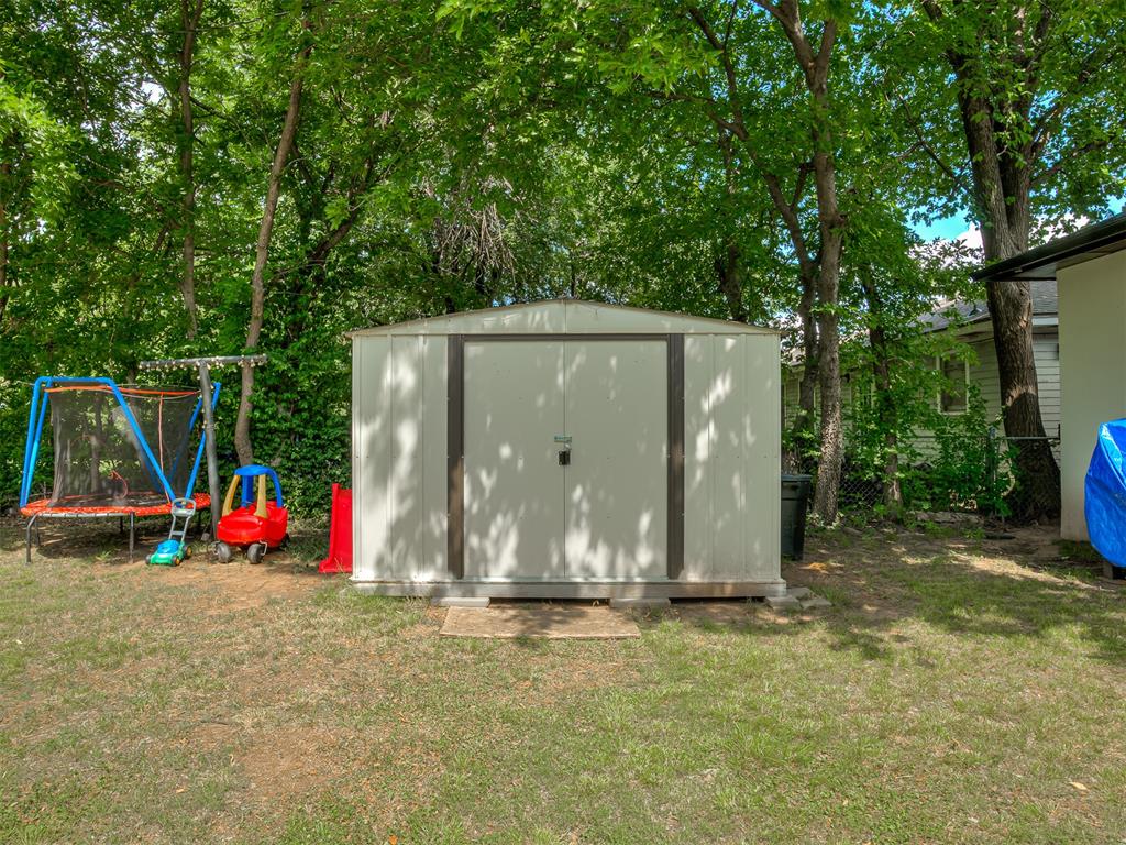 929 Sw 52nd Street Property Photo 23