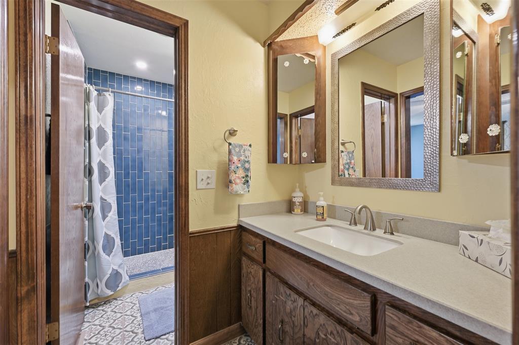 5807 E Tyler Drive Property Photo 20
