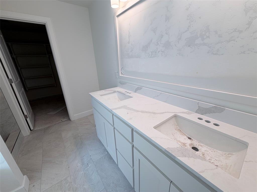 19501 Birchfield Drive Property Photo 3