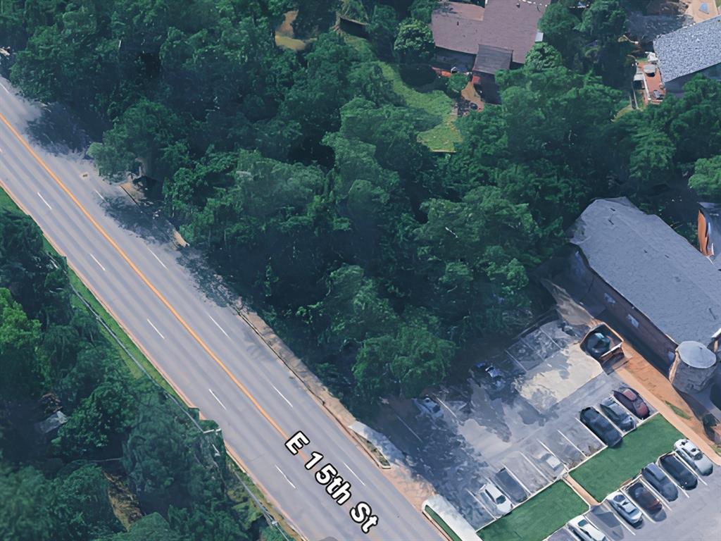 15 E Boulevard Street Property Photo 2