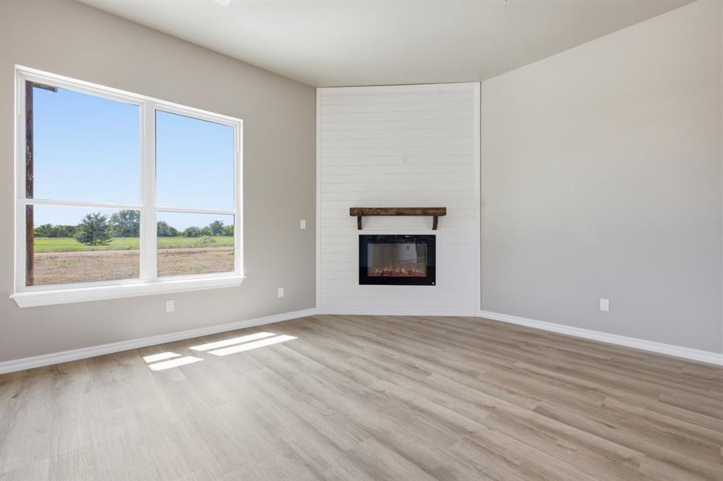 40155 Green Prairie Property Photo 6