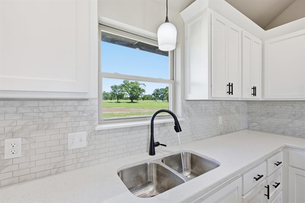 40155 Green Prairie Property Photo 10