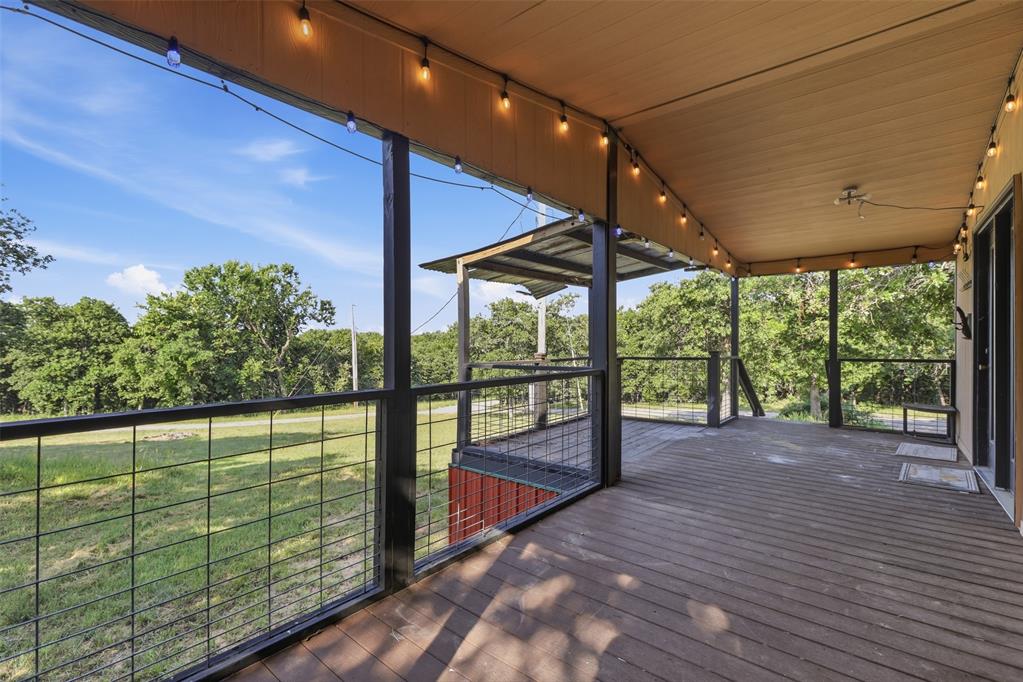 10100 Summerset Lane Property Photo 4