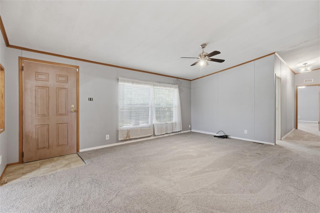 10100 Summerset Lane Property Photo 5