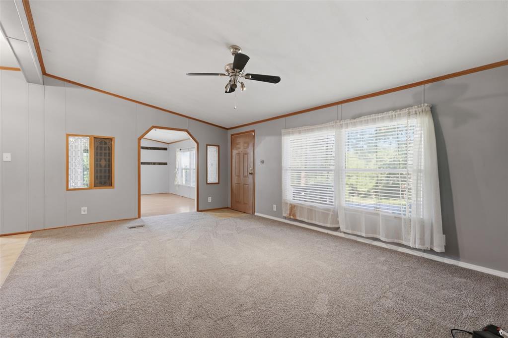 10100 Summerset Lane Property Photo 6