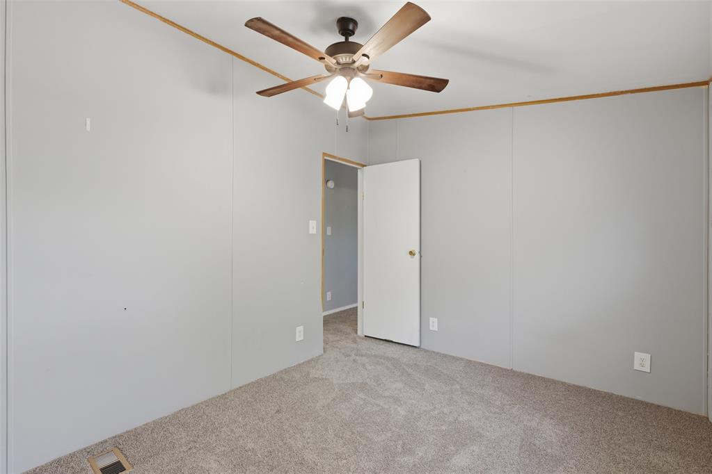 10100 Summerset Lane Property Photo 13
