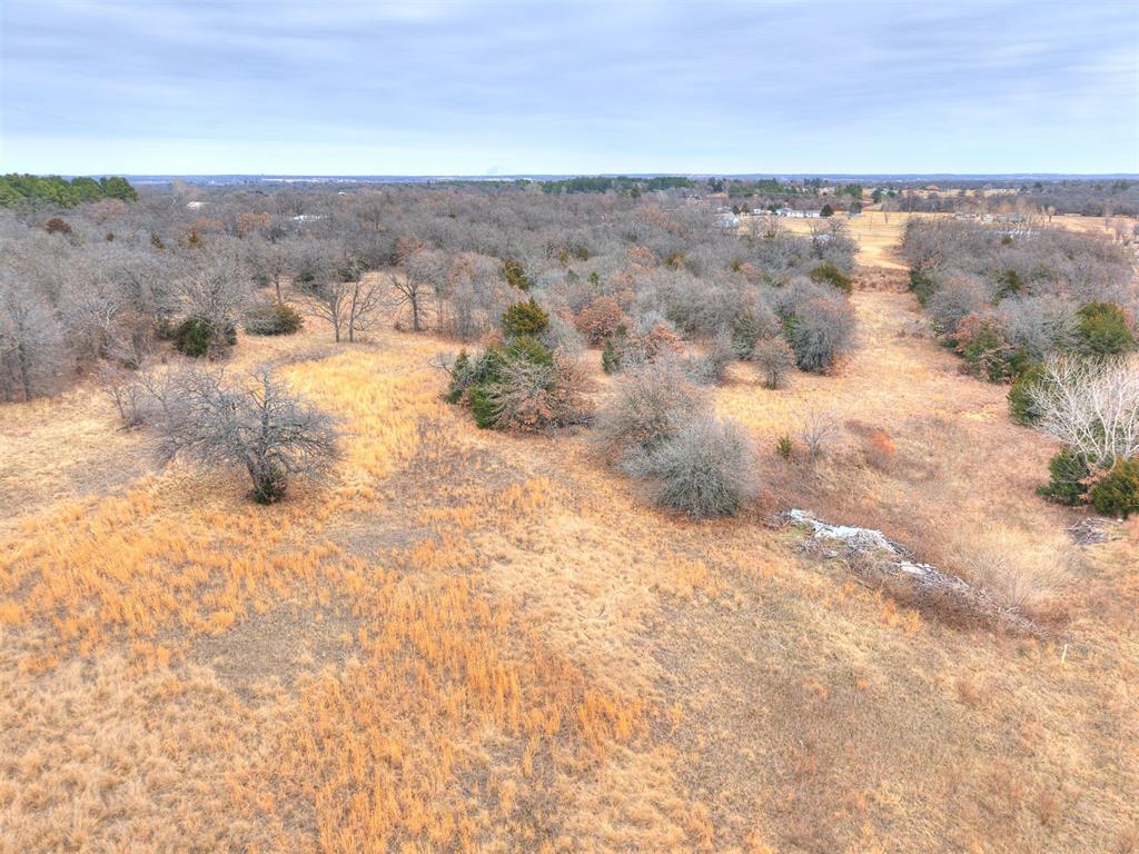 S Harrah Road Property Photo 1