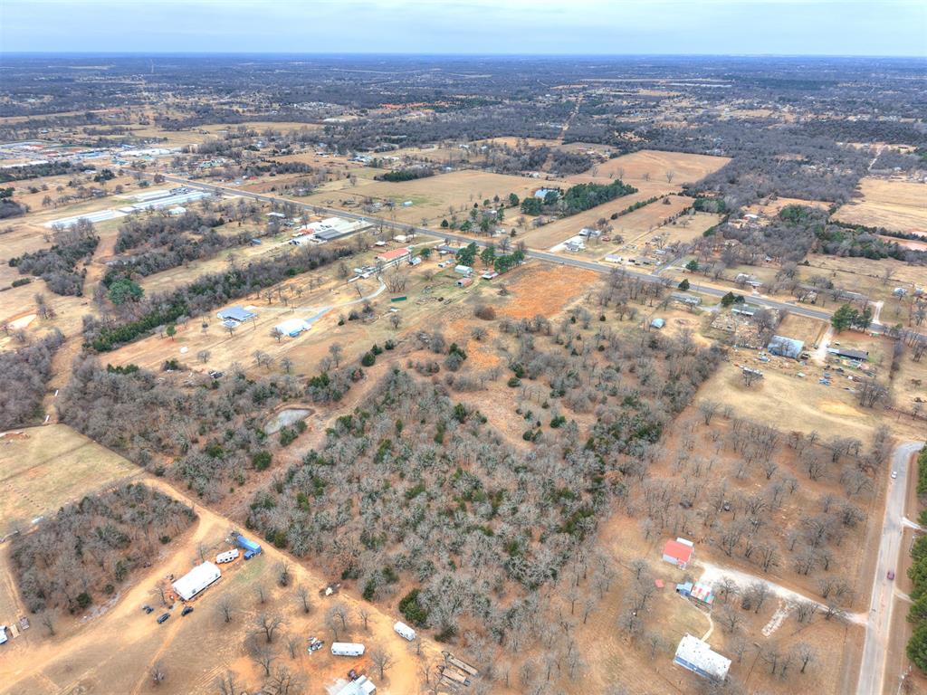 S Harrah Road Property Photo 10