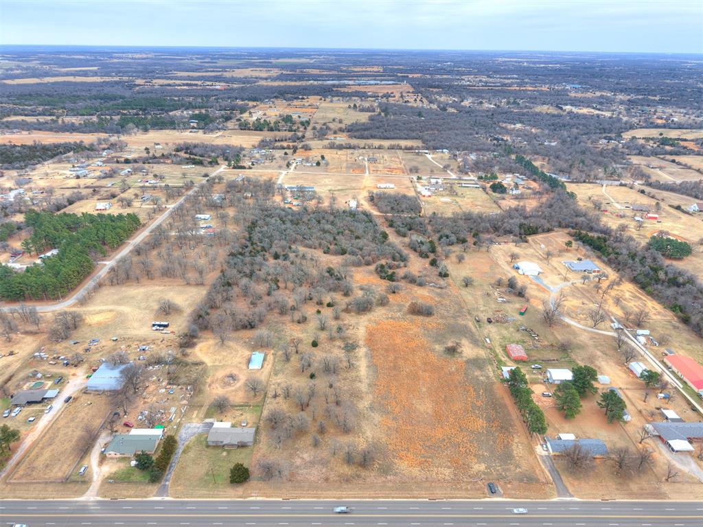 S Harrah Road Property Photo 12