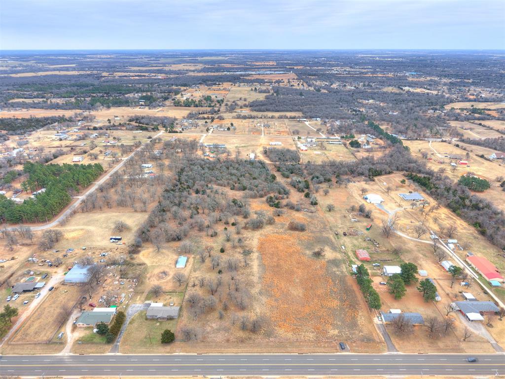 S Harrah Road Property Photo 15