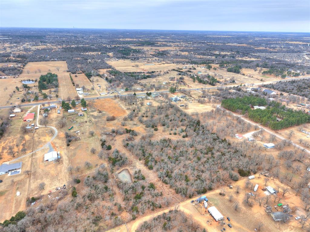 S Harrah Road Property Photo 19