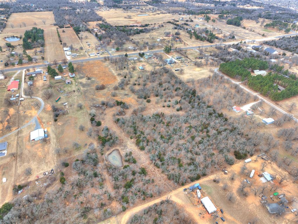 S Harrah Road Property Photo 20