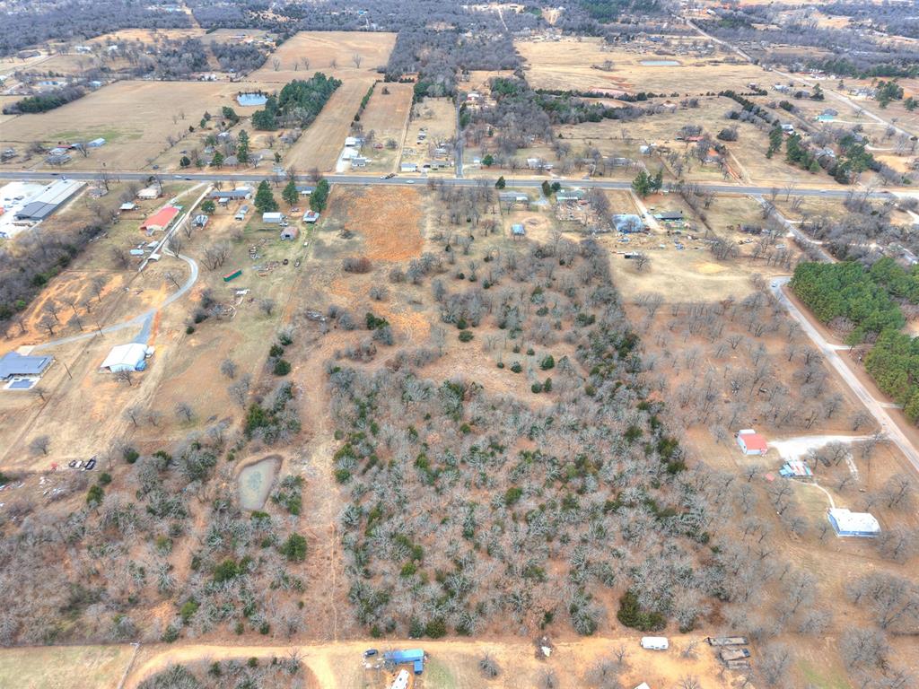 S Harrah Road Property Photo 21