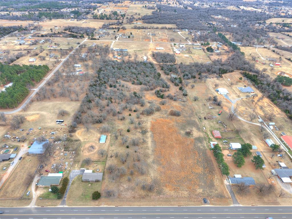 S Harrah Road Property Photo 24