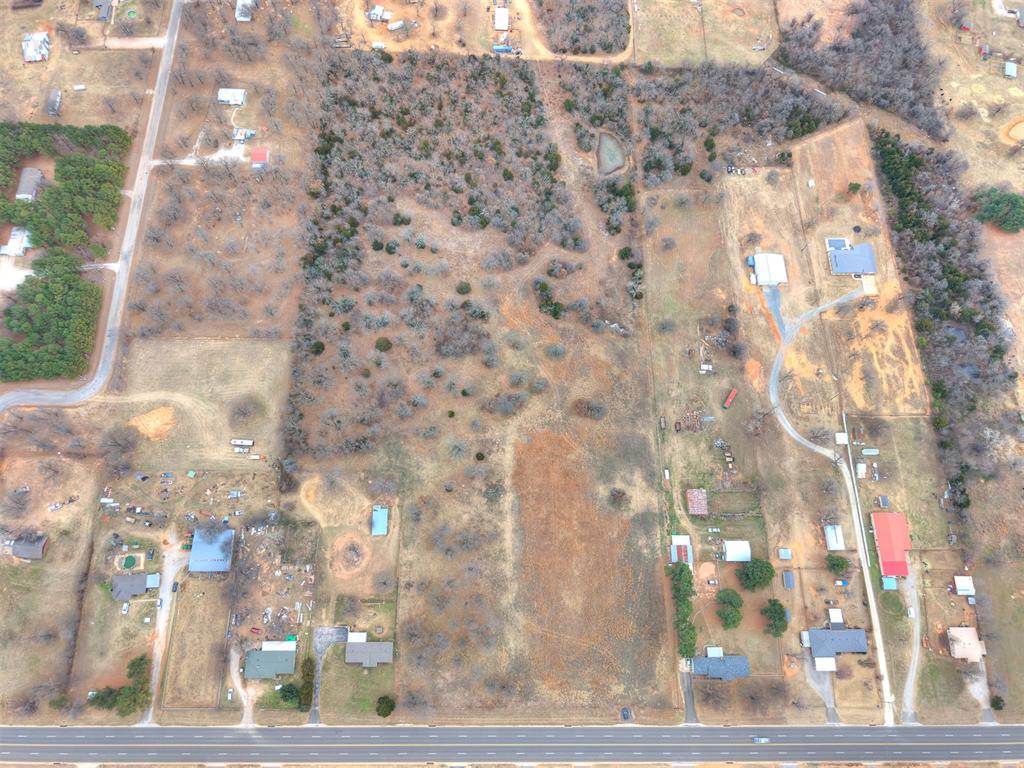 S Harrah Road Property Photo 26