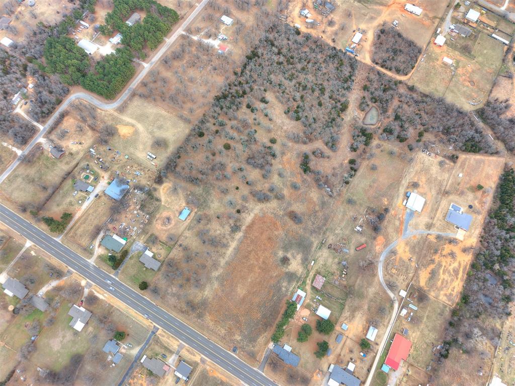 S Harrah Road Property Photo 27