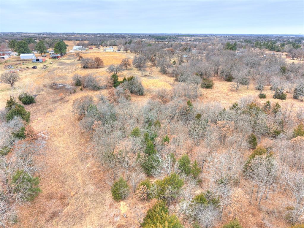 S Harrah Road Property Photo 31