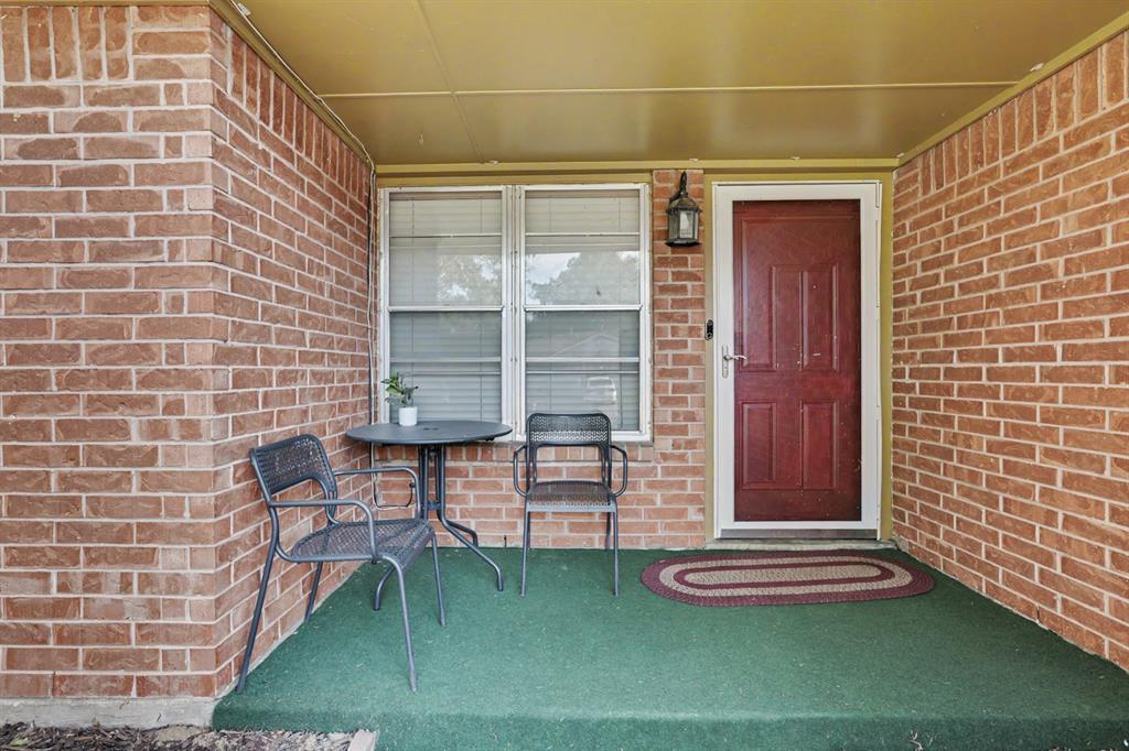 1228 Sw 92nd Street Property Photo 3