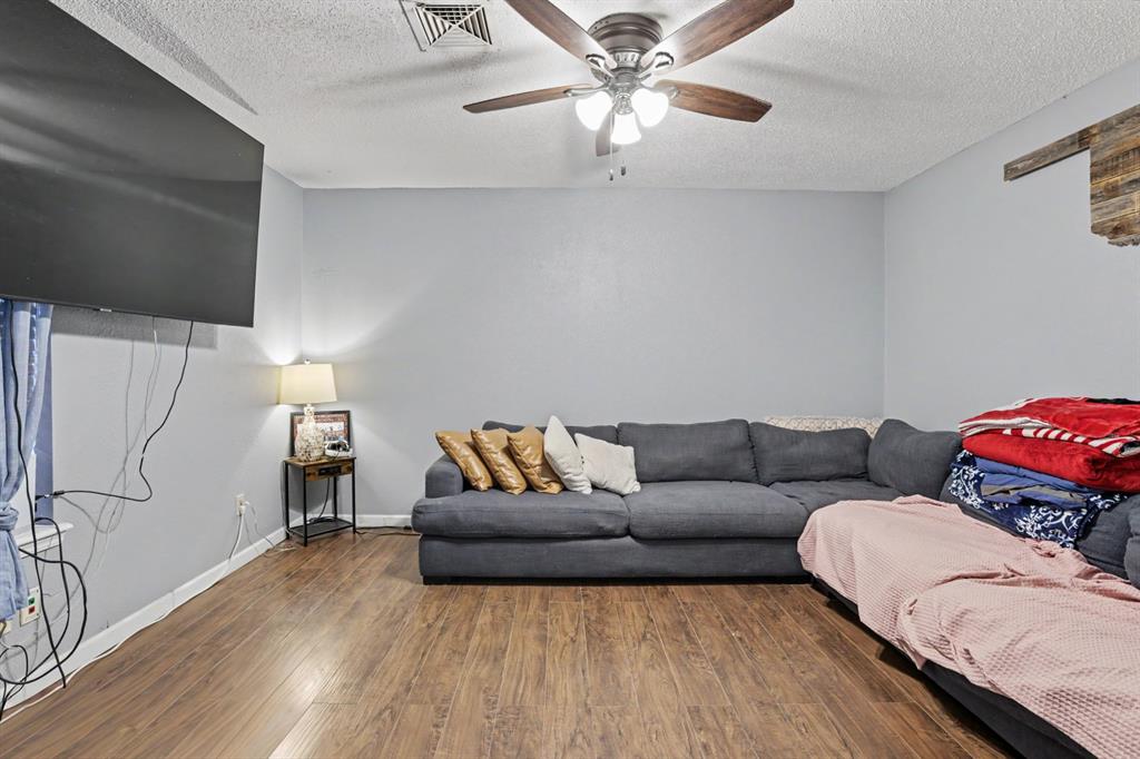 1228 Sw 92nd Street Property Photo 5