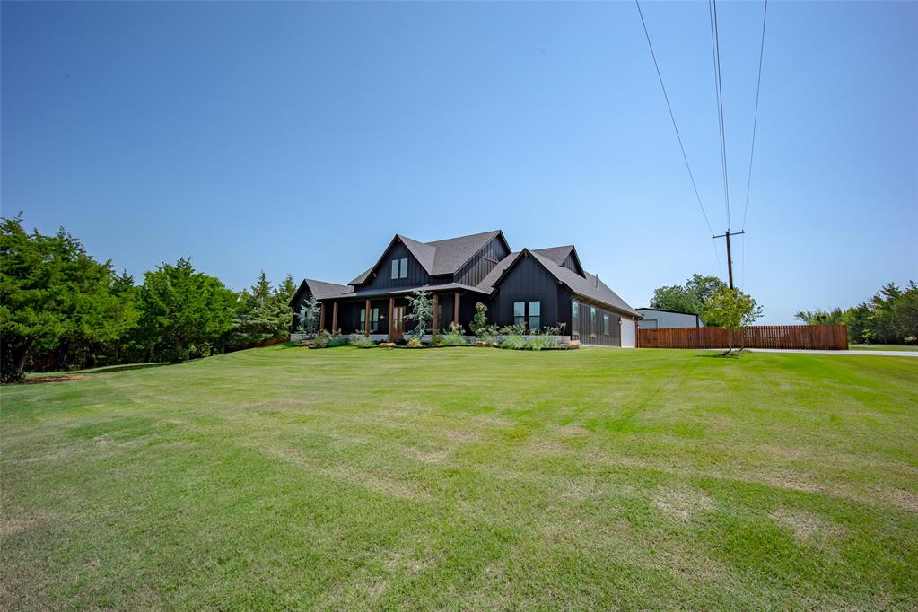 20833 230th Street Property Photo 45