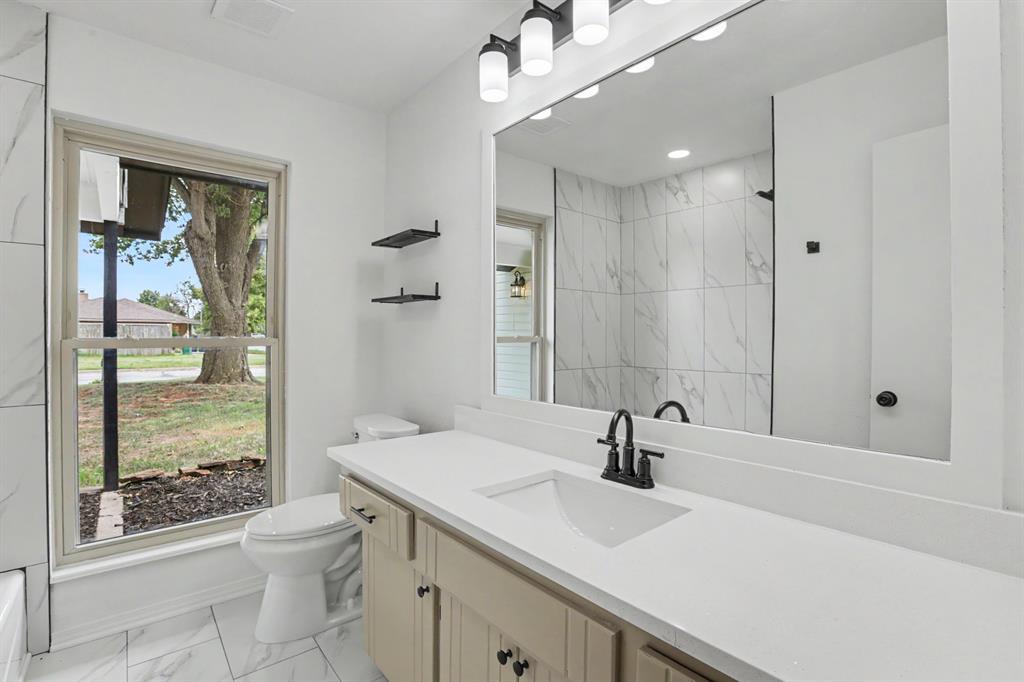 10333 Glascow Drive Property Photo 26