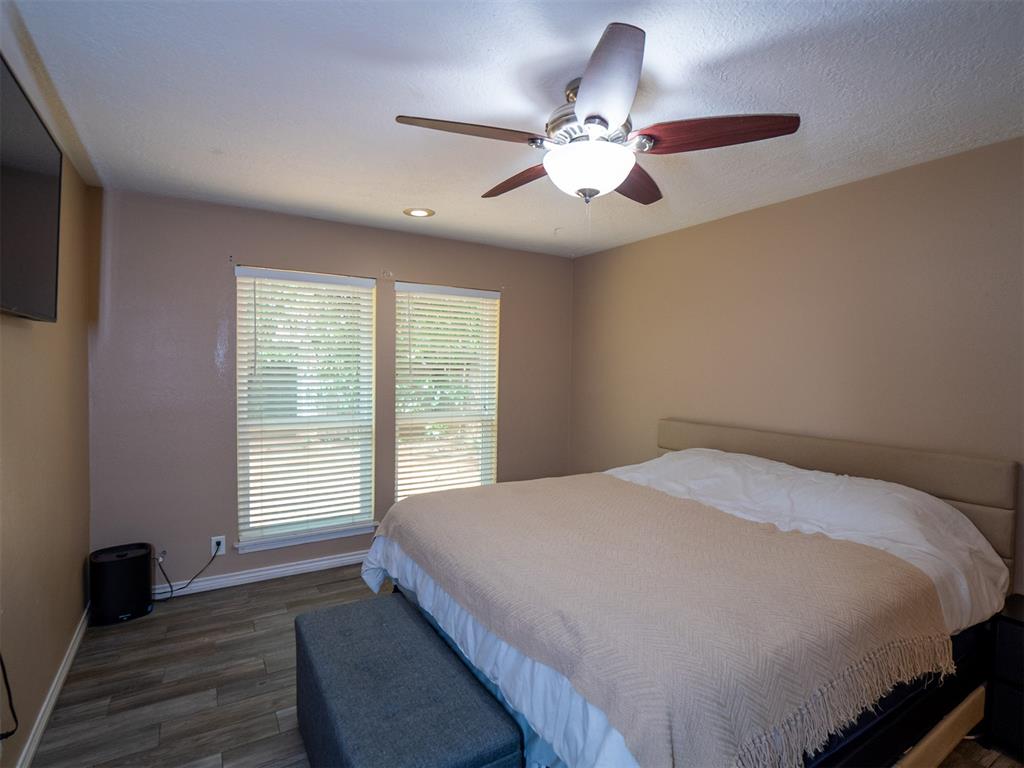 2109 Bois De Arc Circle Property Photo 8