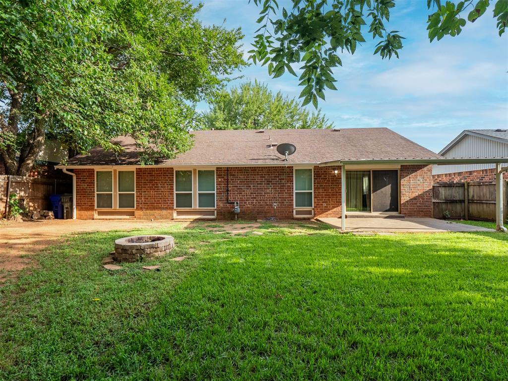 2109 Bois De Arc Circle Property Photo 15