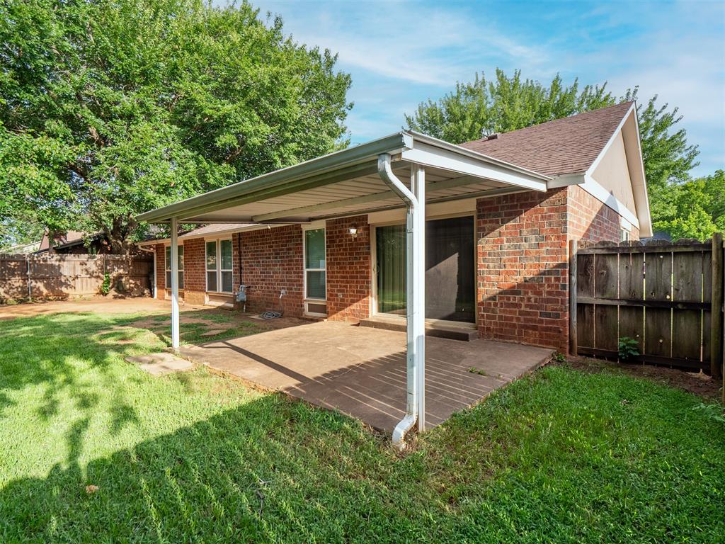 2109 Bois De Arc Circle Property Photo 17