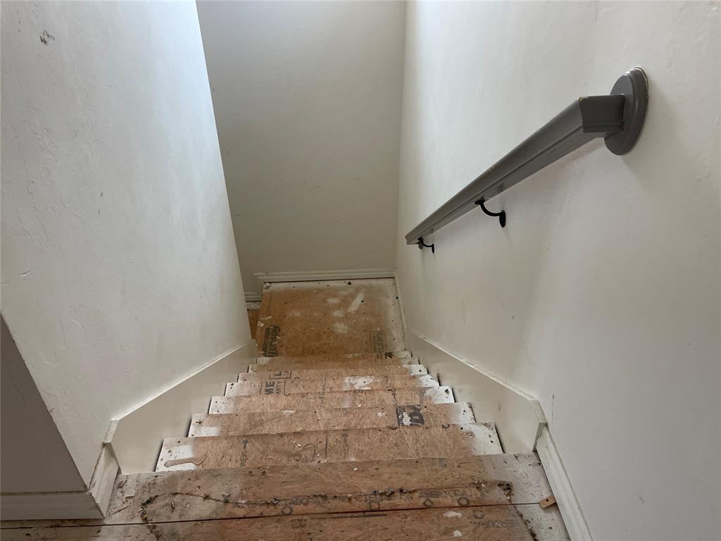 1637 Ne 35th Street Property Photo 20