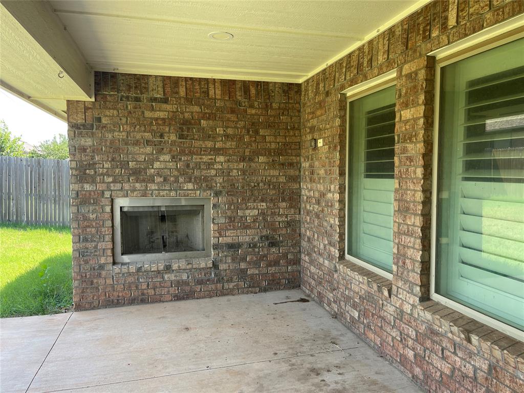 1637 Ne 35th Street Property Photo 21