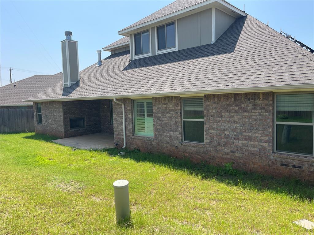 1637 Ne 35th Street Property Photo 22