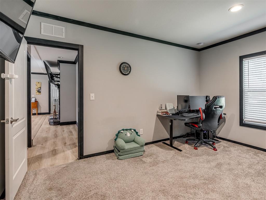 10200 Pecan Tree Circle Property Photo 32