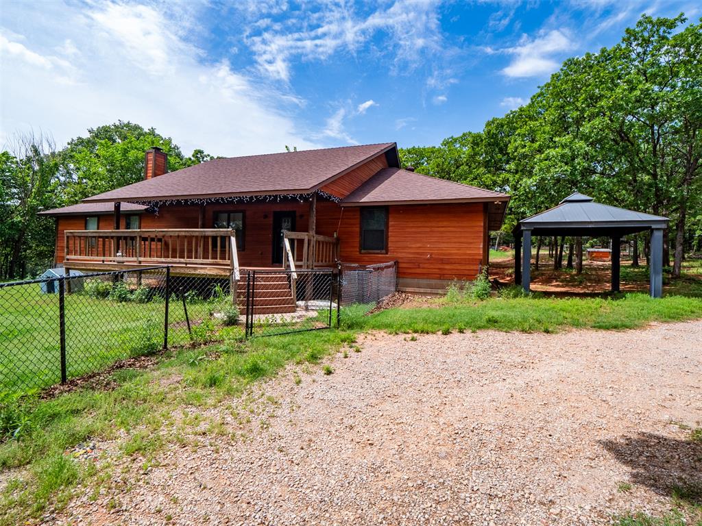 38 S Parkwood Drive Property Photo 2