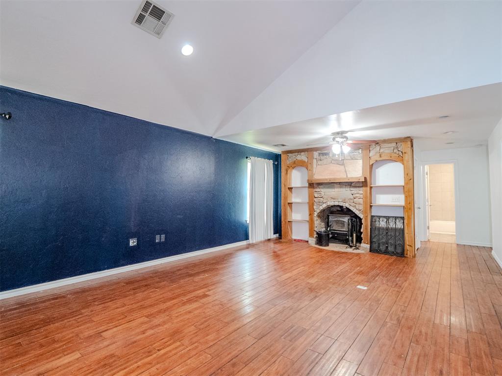 38 S Parkwood Drive Property Photo 12