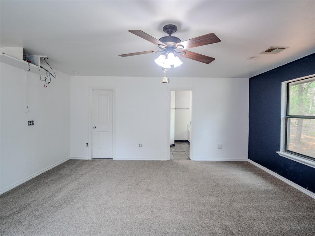 38 S Parkwood Drive Property Photo 19