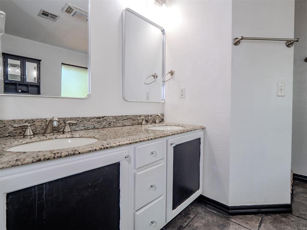 38 S Parkwood Drive Property Photo 21