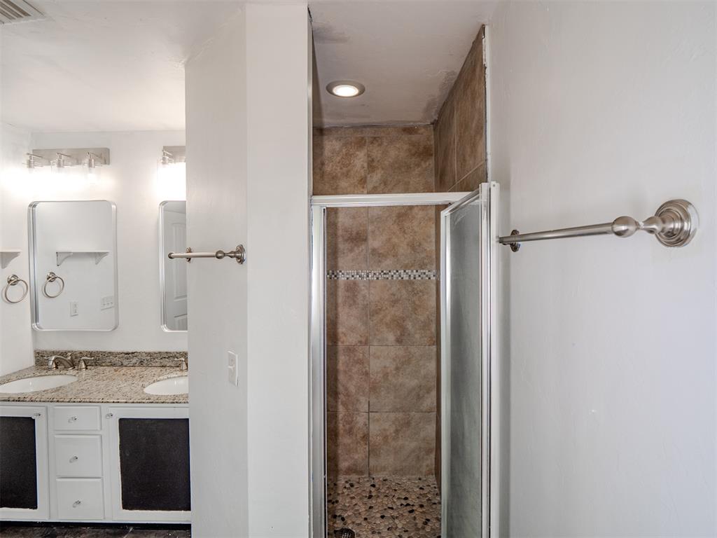 38 S Parkwood Drive Property Photo 24