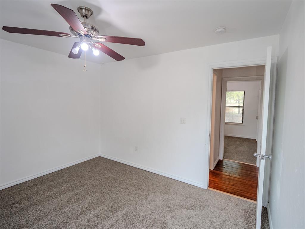 38 S Parkwood Drive Property Photo 27