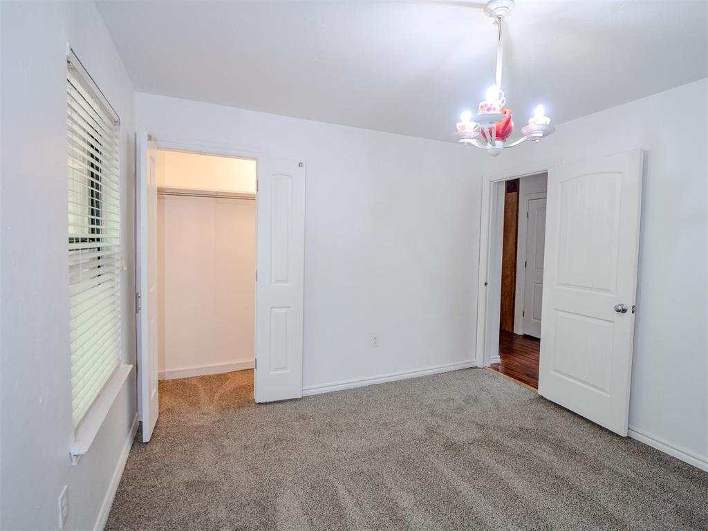 38 S Parkwood Drive Property Photo 30