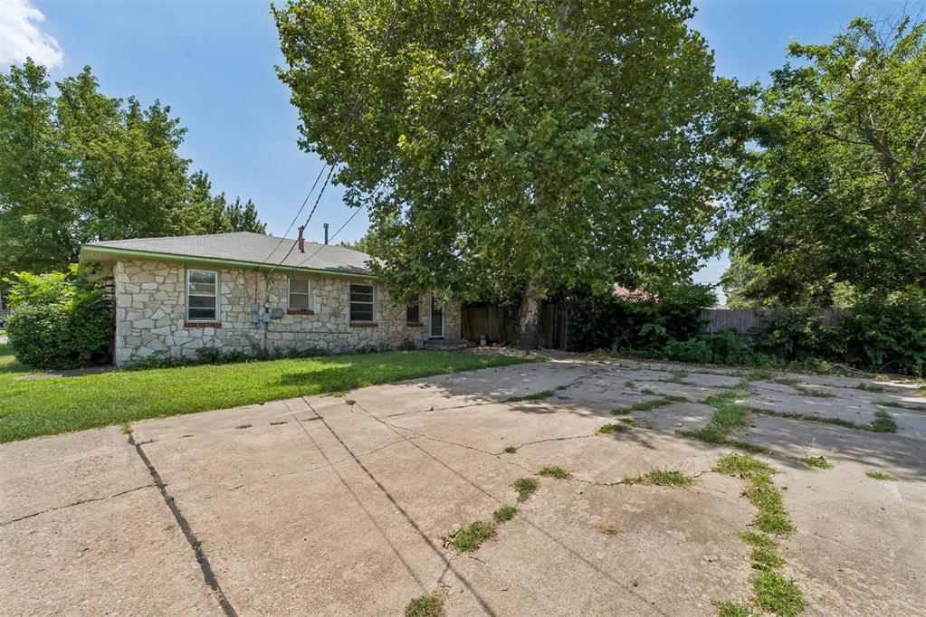 6815 Nw 50th Street Property Photo 3