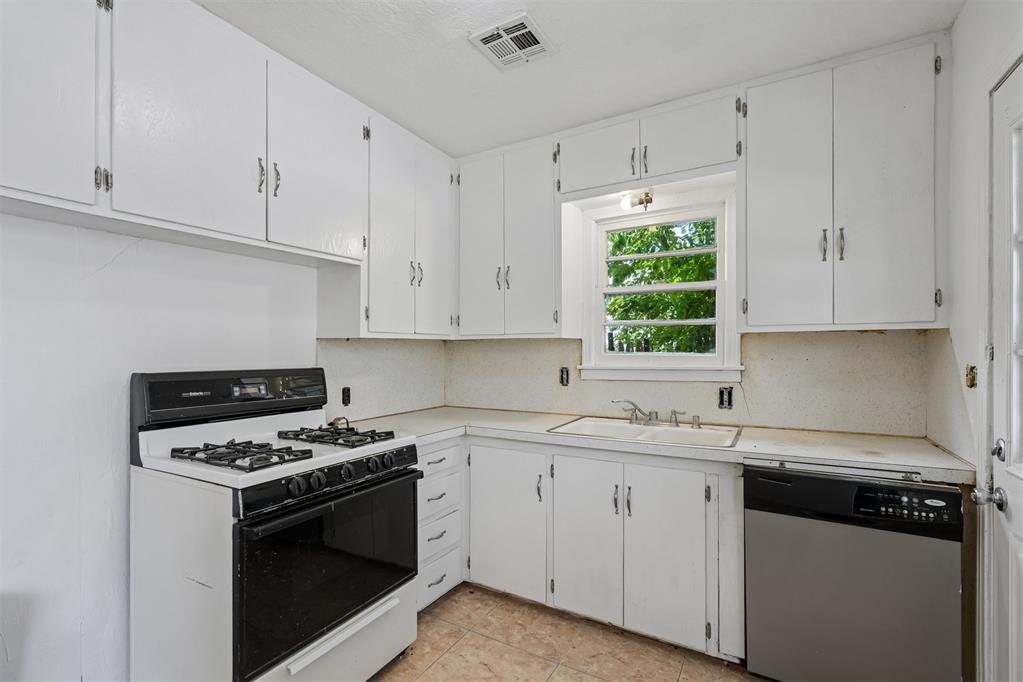 6815 Nw 50th Street Property Photo 14