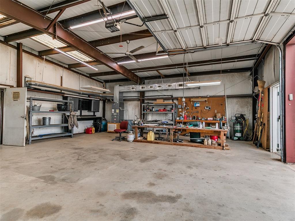3160 Long Drive Property Photo 9