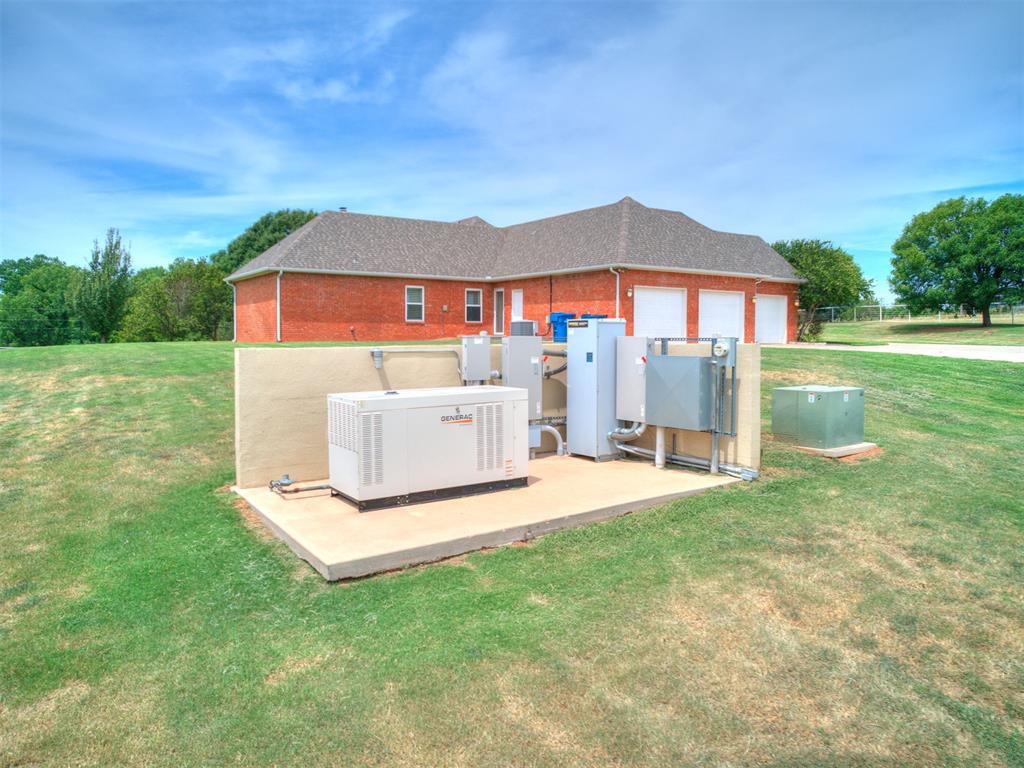 3160 Long Drive Property Photo 14