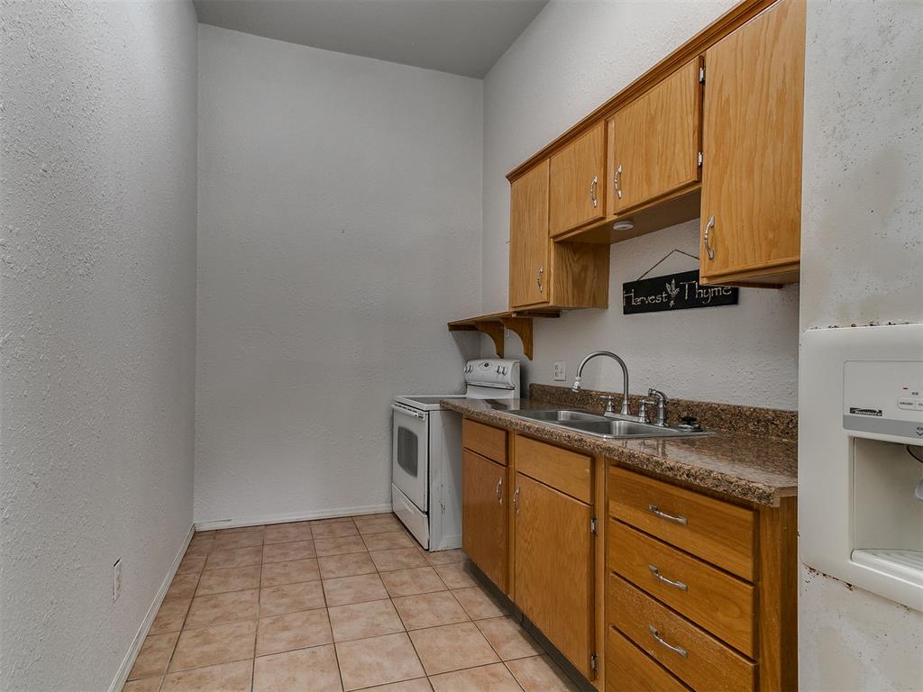 3160 Long Drive Property Photo 46