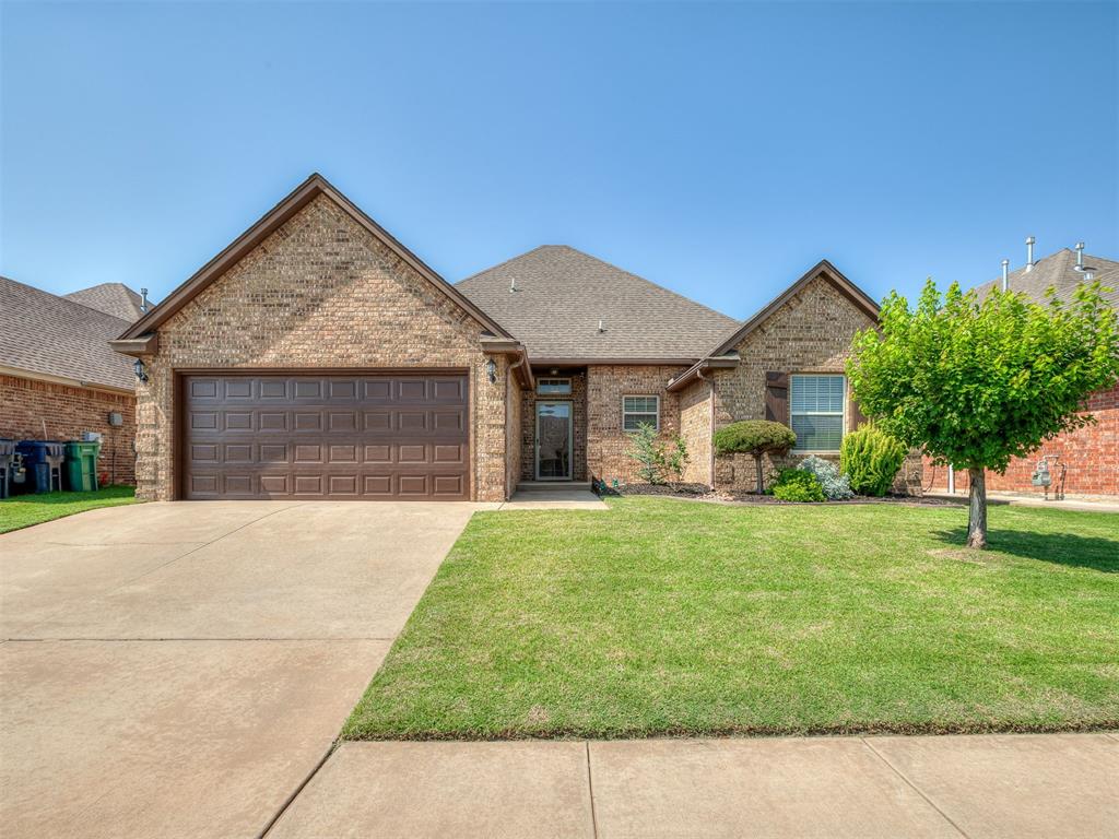 4913 SW 121st Place Property Photo 1